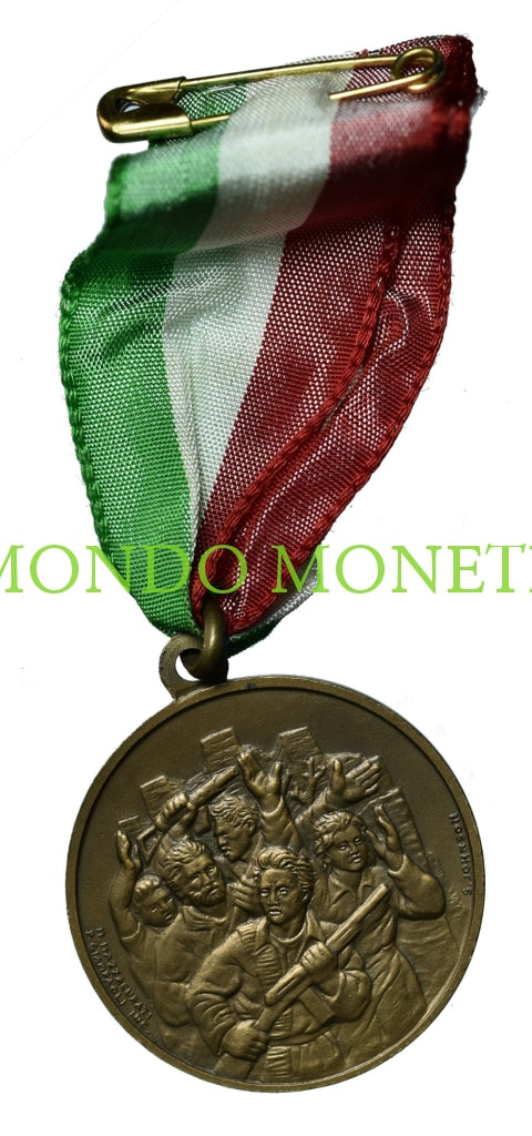 Comitato Per Le Celebrazioni Del Xx Della Ressistenza 1945 - 1965 Medaglie E Gettoni